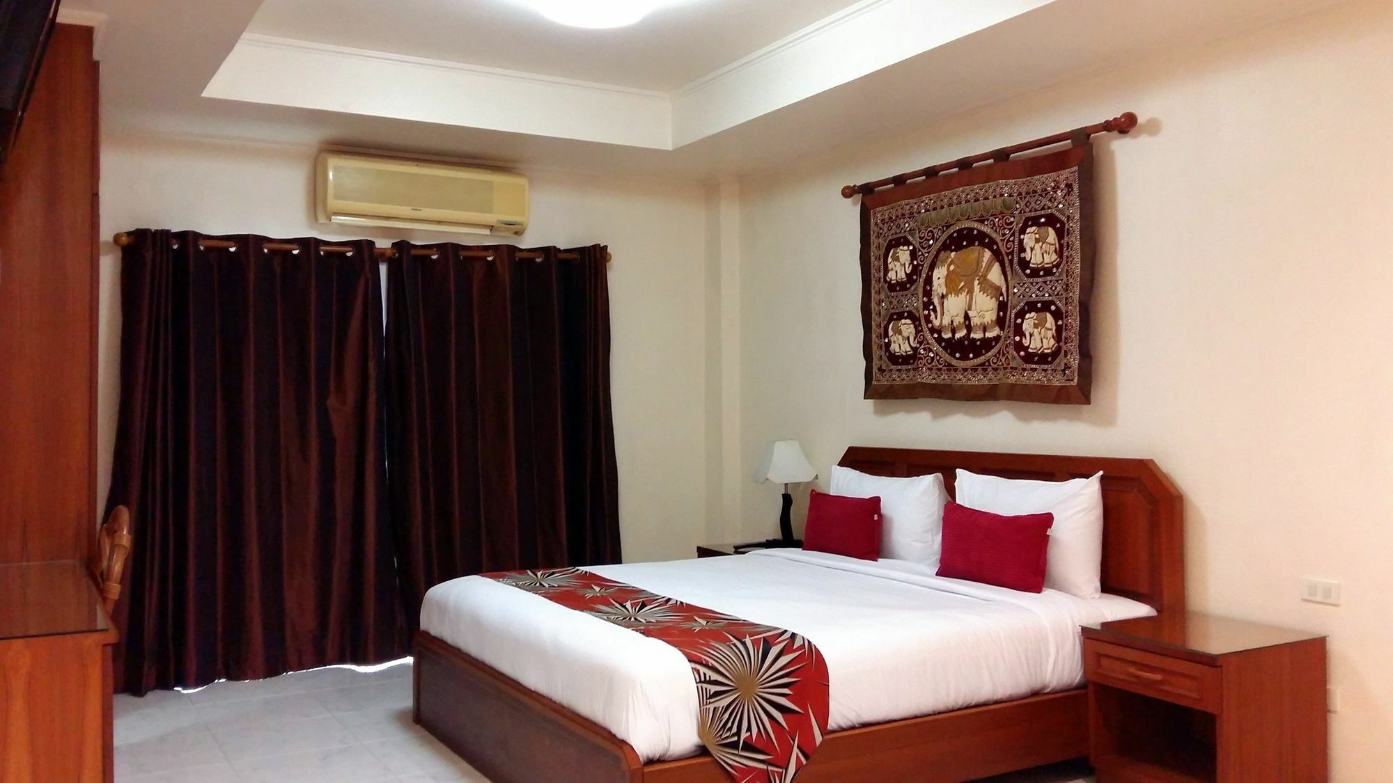 Hotel The Chillax Pattaya Zewnętrze zdjęcie